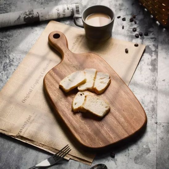 planche a decouper bois sleeve fourchette