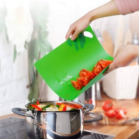 planche-a-decouper-tapis-casserole-de-legumes