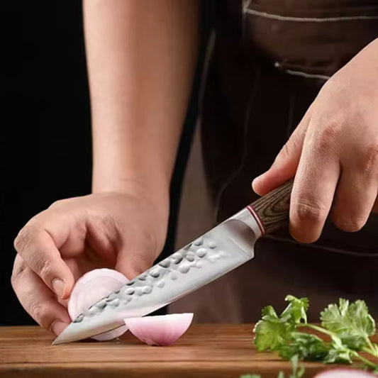 Couteau-pour-cuisine-universel-oignon