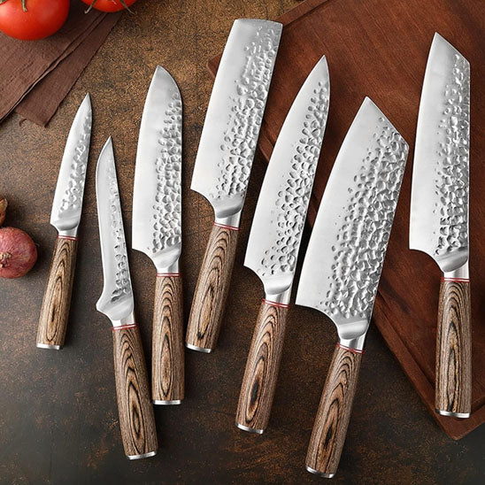 Couteau-pour-cuisine-universel-tomate