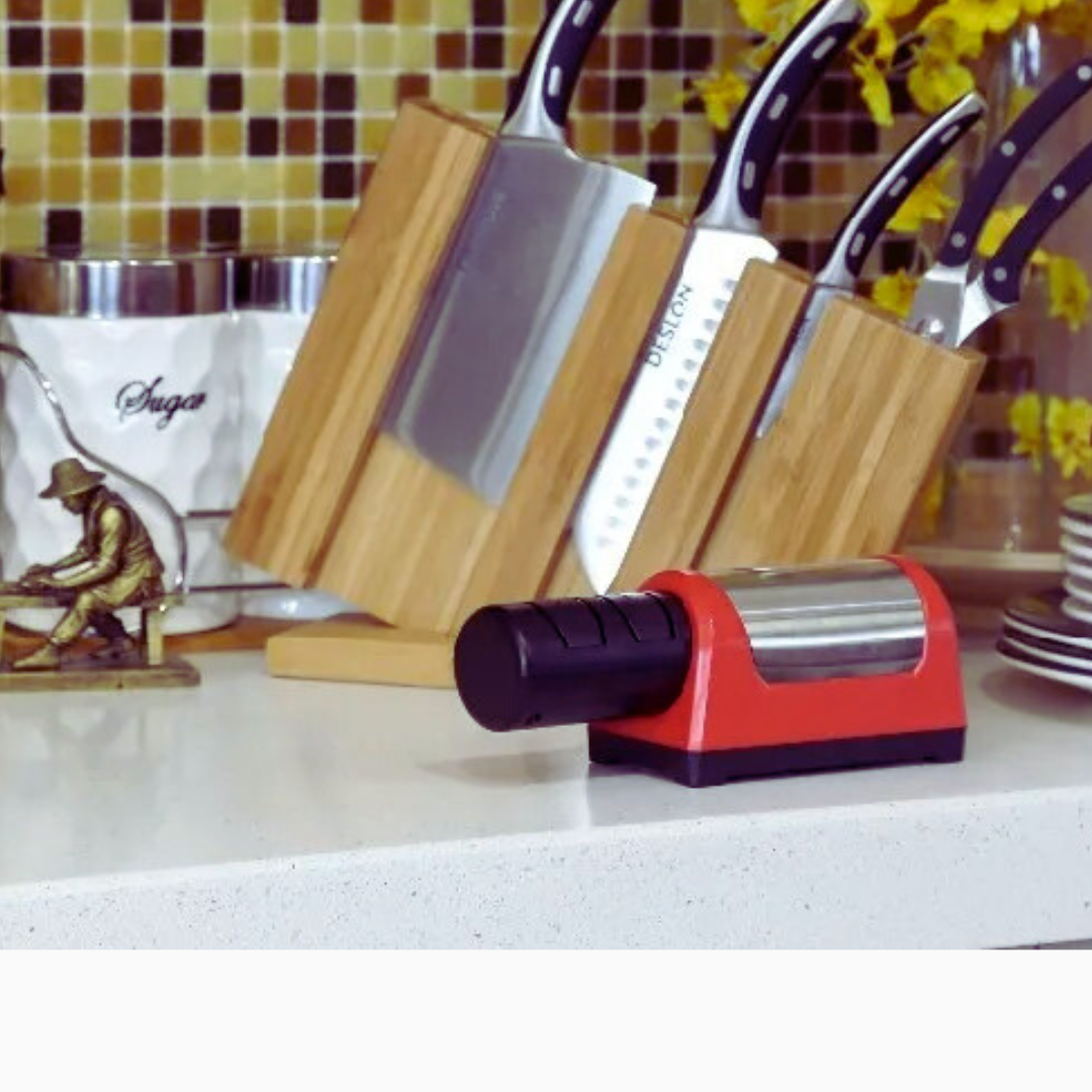 aiguiseur-a-couteaux-electrique-professional-assiette