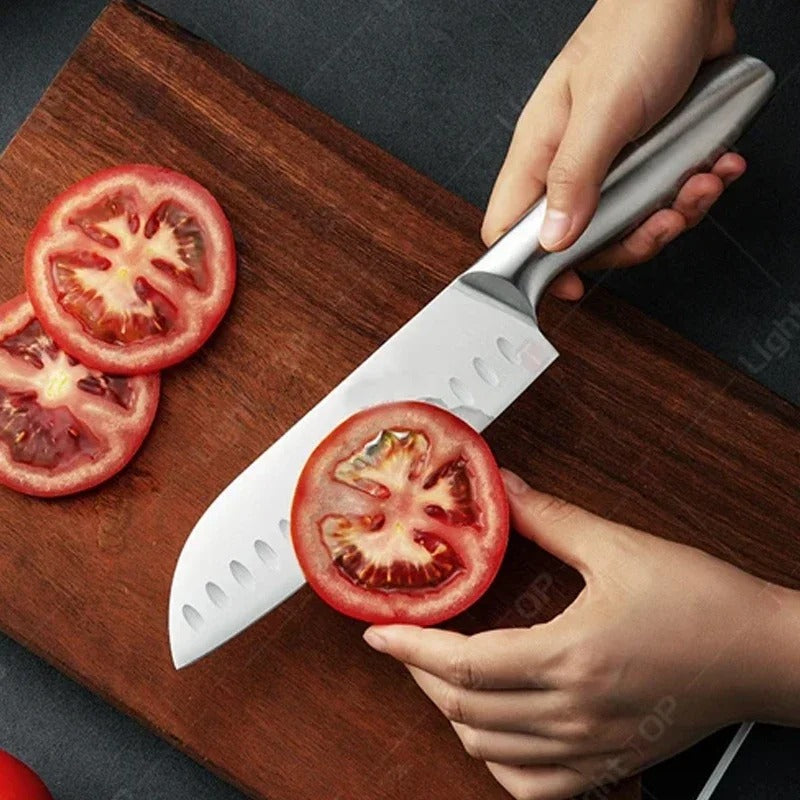 couteau-du-chef-en-acier-planche-a-decouper