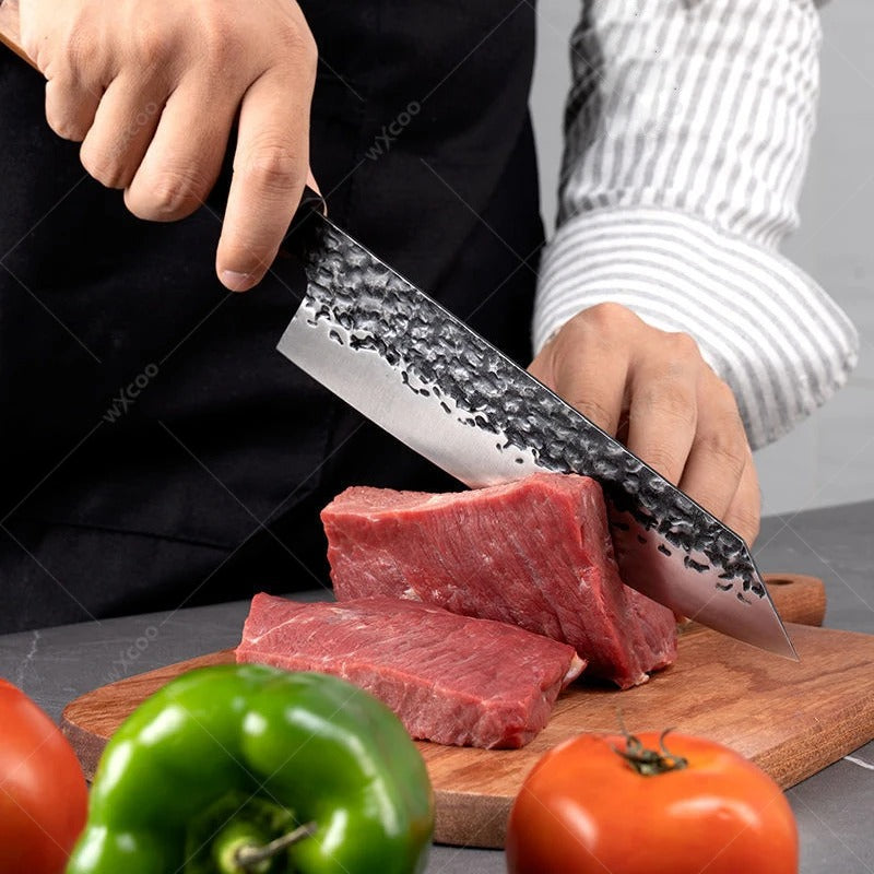 couteau-du-chef-forge-poivron