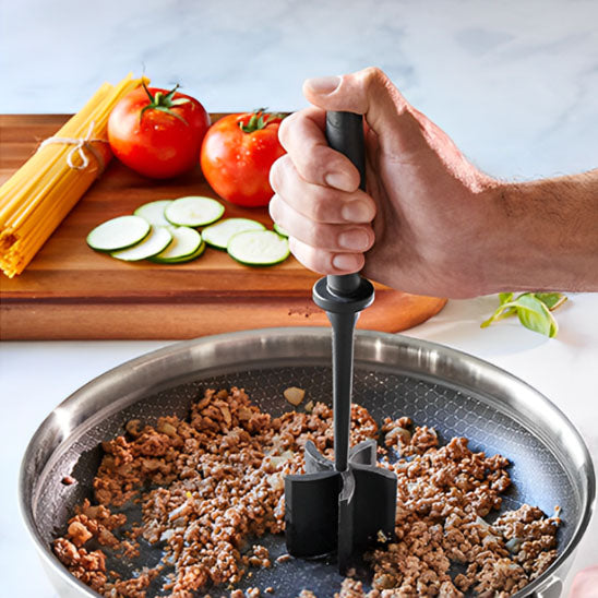 hachoir-a-viande-spatule-tomate