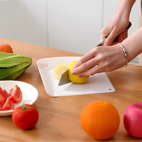 planche-a-decouper-short-tomate