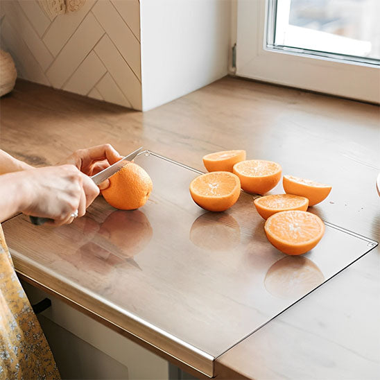 planche a decouper vitrine orange